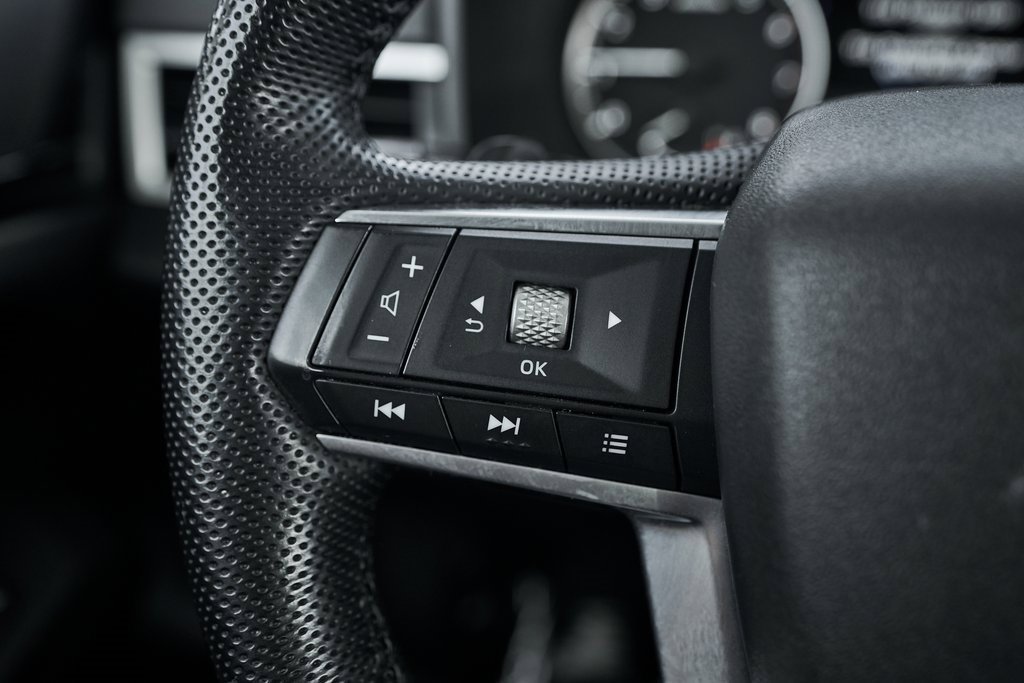 Used 2023 Mitsubishi Outlander SE image 30