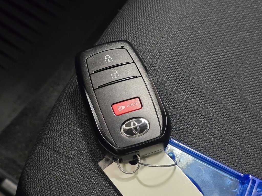 New 2026 Toyota Corolla Cross LE image 32