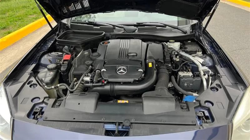Used 2014 Mercedes-Benz SLK 250 image 43