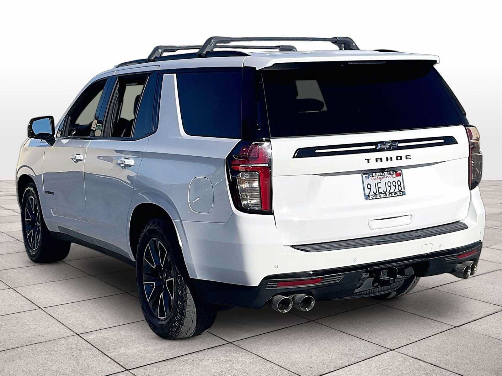 Used 2023 Chevrolet Tahoe Z71 w/ Z71 Off-Road Package AWD/4WD image 15
