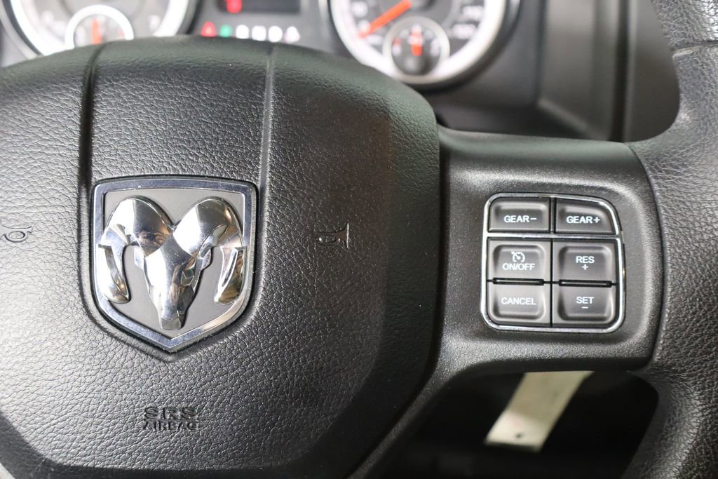 Used 2019 RAM 1500 Classic SLT image 22