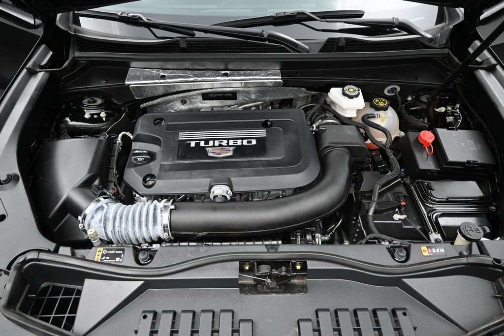 Certified 2024 Cadillac XT4 Sport AWD/4WD image 8