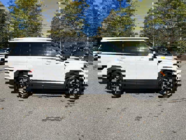 New 2026 Hyundai Santa Fe SE image 31