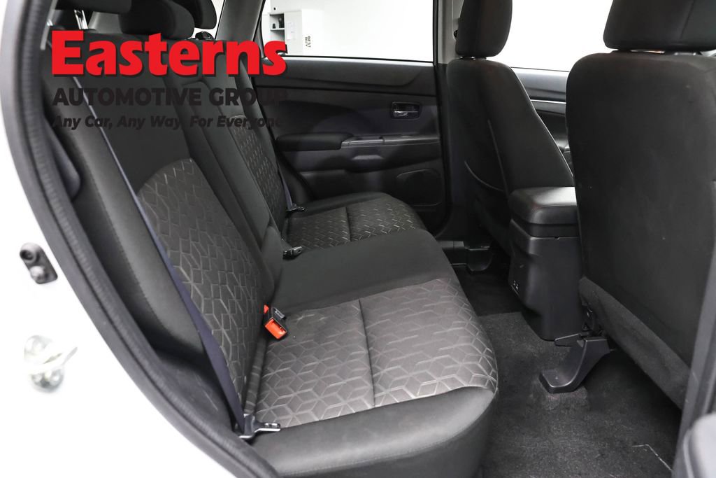 Used 2023 Mitsubishi Outlander Sport LE AWD/4WD image 23