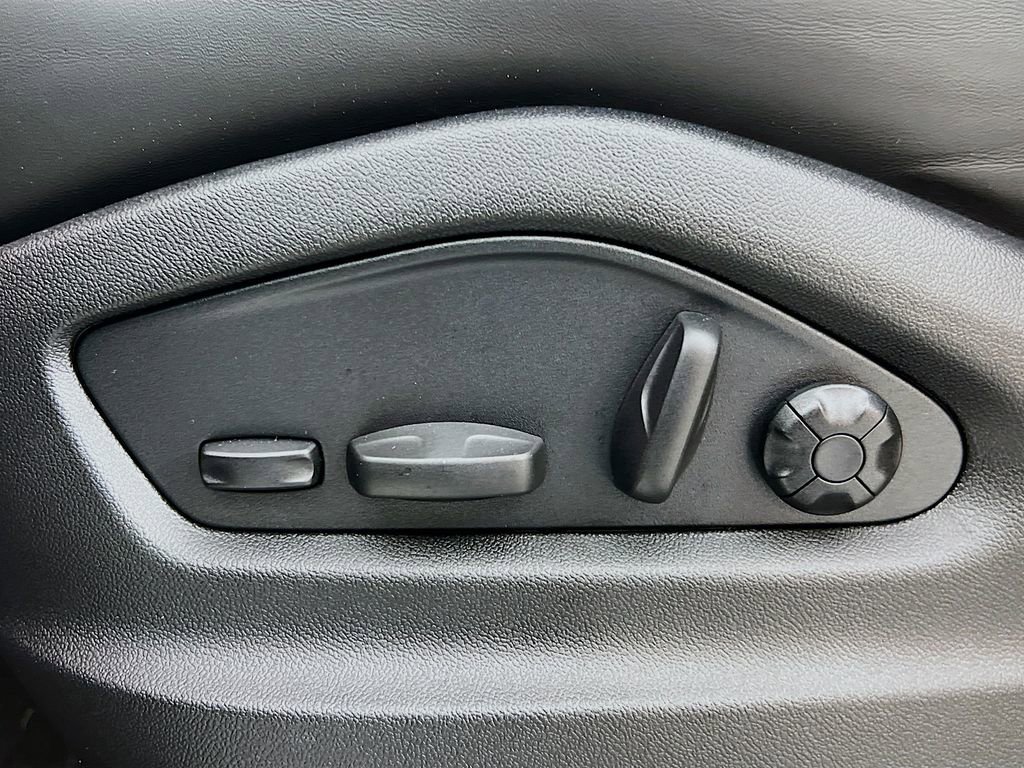 New 2026 Porsche Cayenne image 22