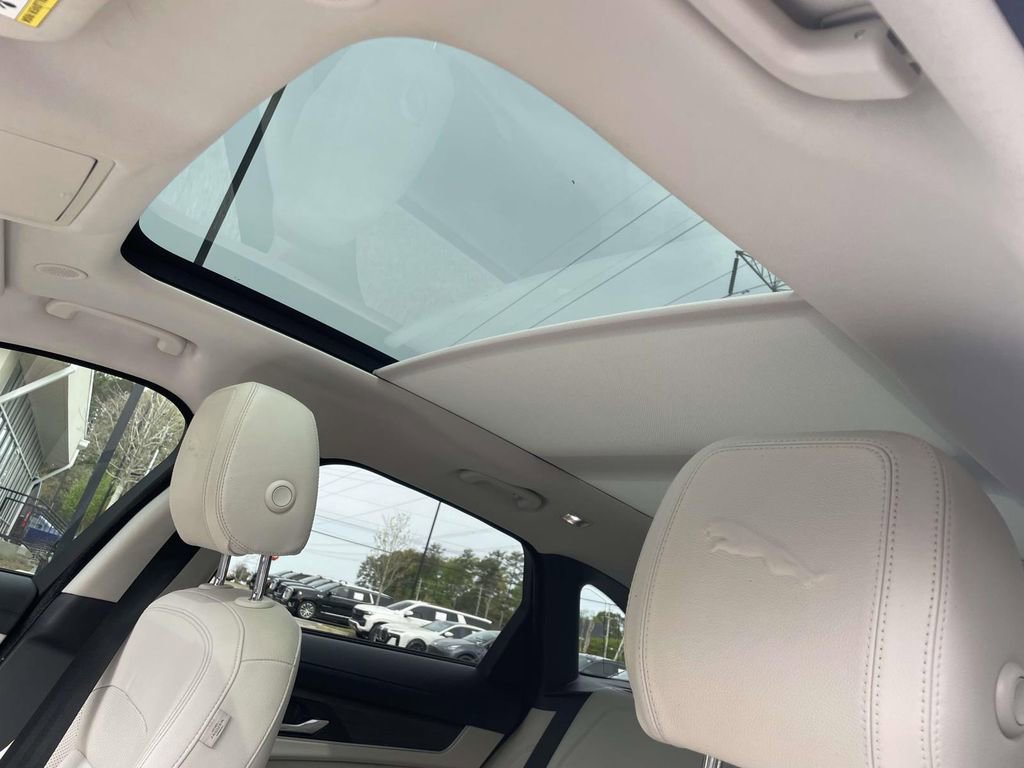 Used 2021 Jaguar F-PACE S image 19