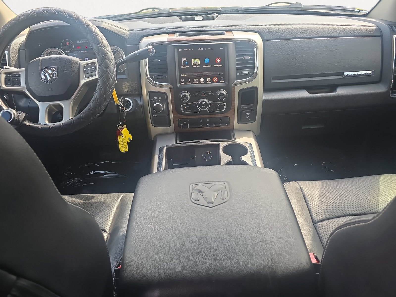 Used 2015 RAM 2500 Laramie w/ Convenience Group image 3