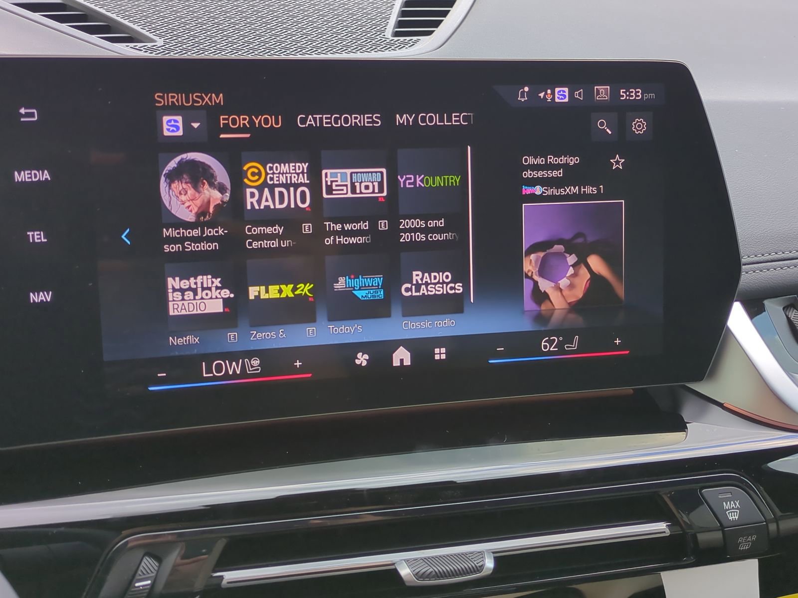 Certified 2025 BMW X1 xDrive28i w/ Technology Package image 20