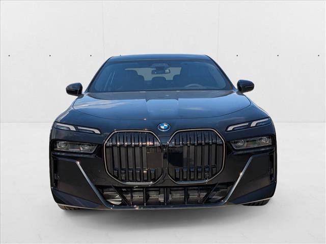 Used 2026 BMW i7 eDrive50 w/ M Sport Package image 5