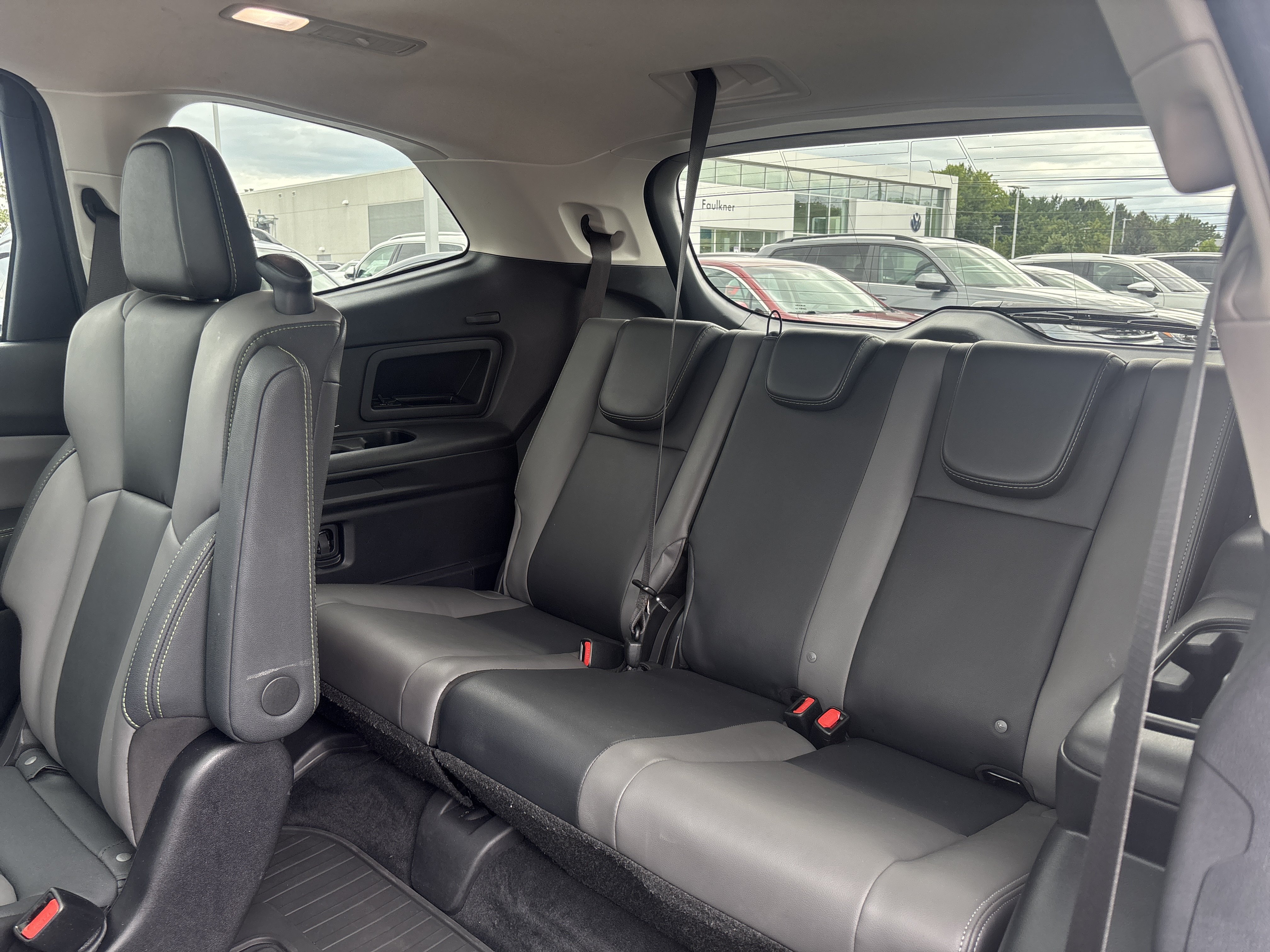 Used 2025 Subaru Ascent Onyx Edition AWD/4WD image 31