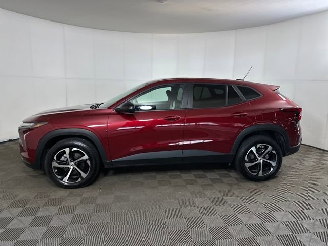 Used 2024 Chevrolet Trax RS w/ Sunroof Package image 13