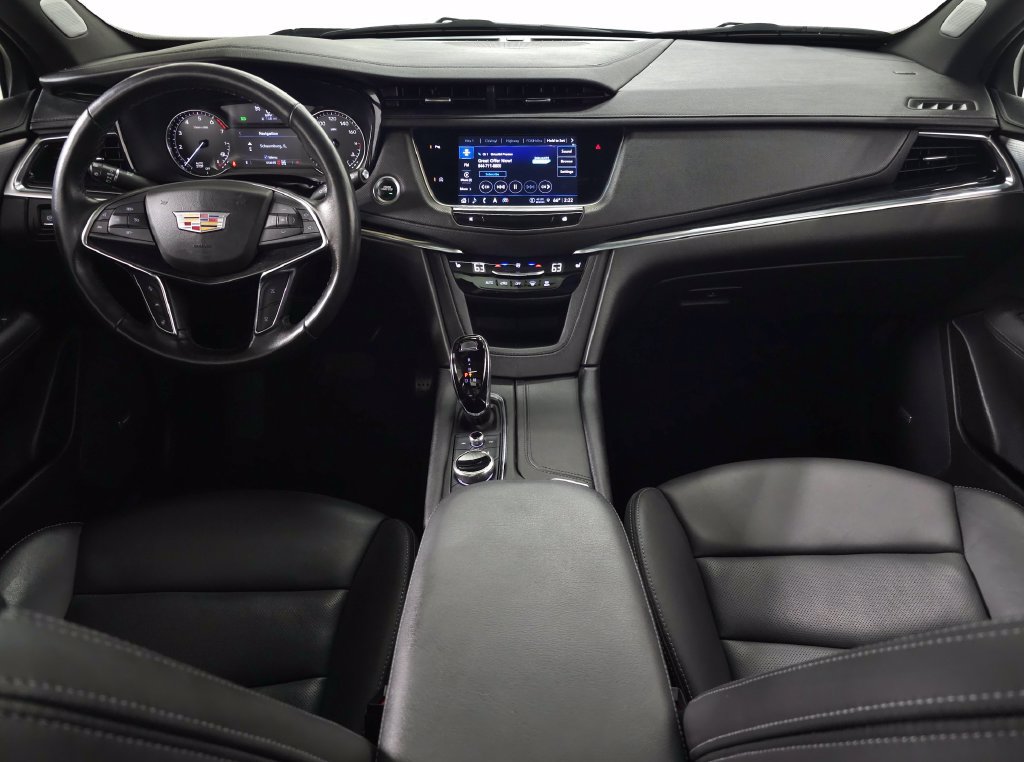 Certified 2023 Cadillac XT5 Premium Luxury AWD/4WD image 17