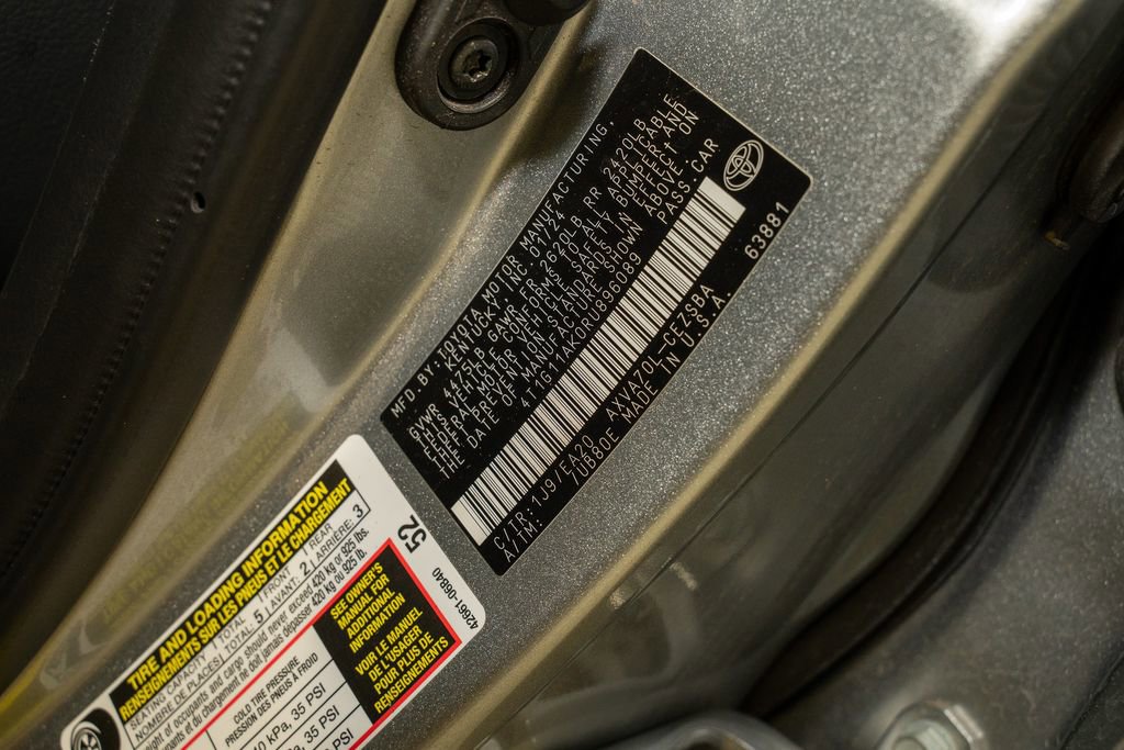 Used 2024 Toyota Camry SE image 18