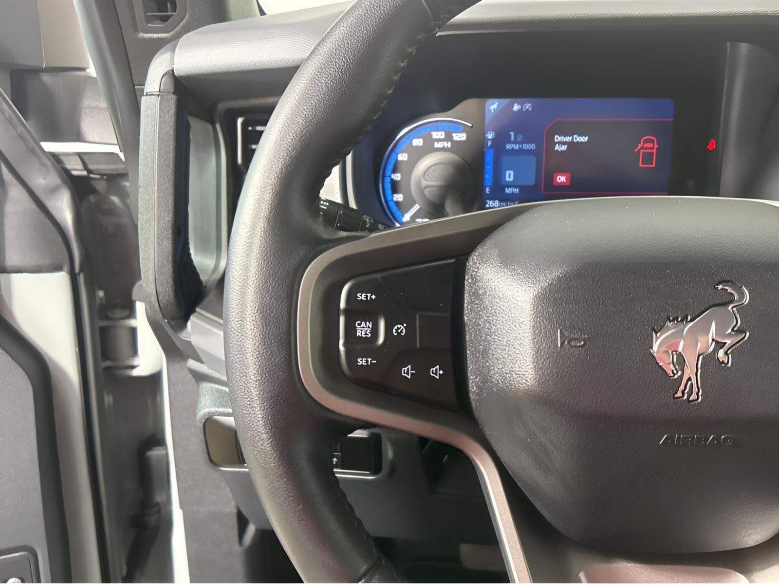 Used 2024 Ford Bronco Black Diamond image 19