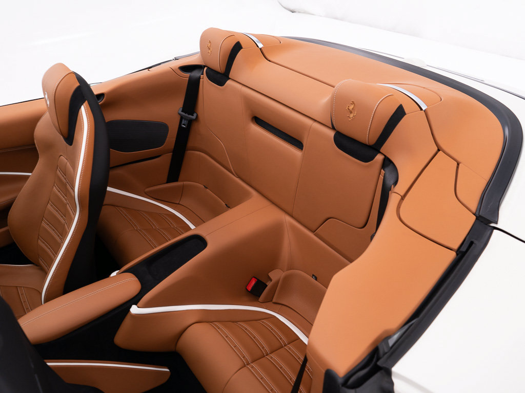 Used 2025 Ferrari Roma Spider RWD image 27