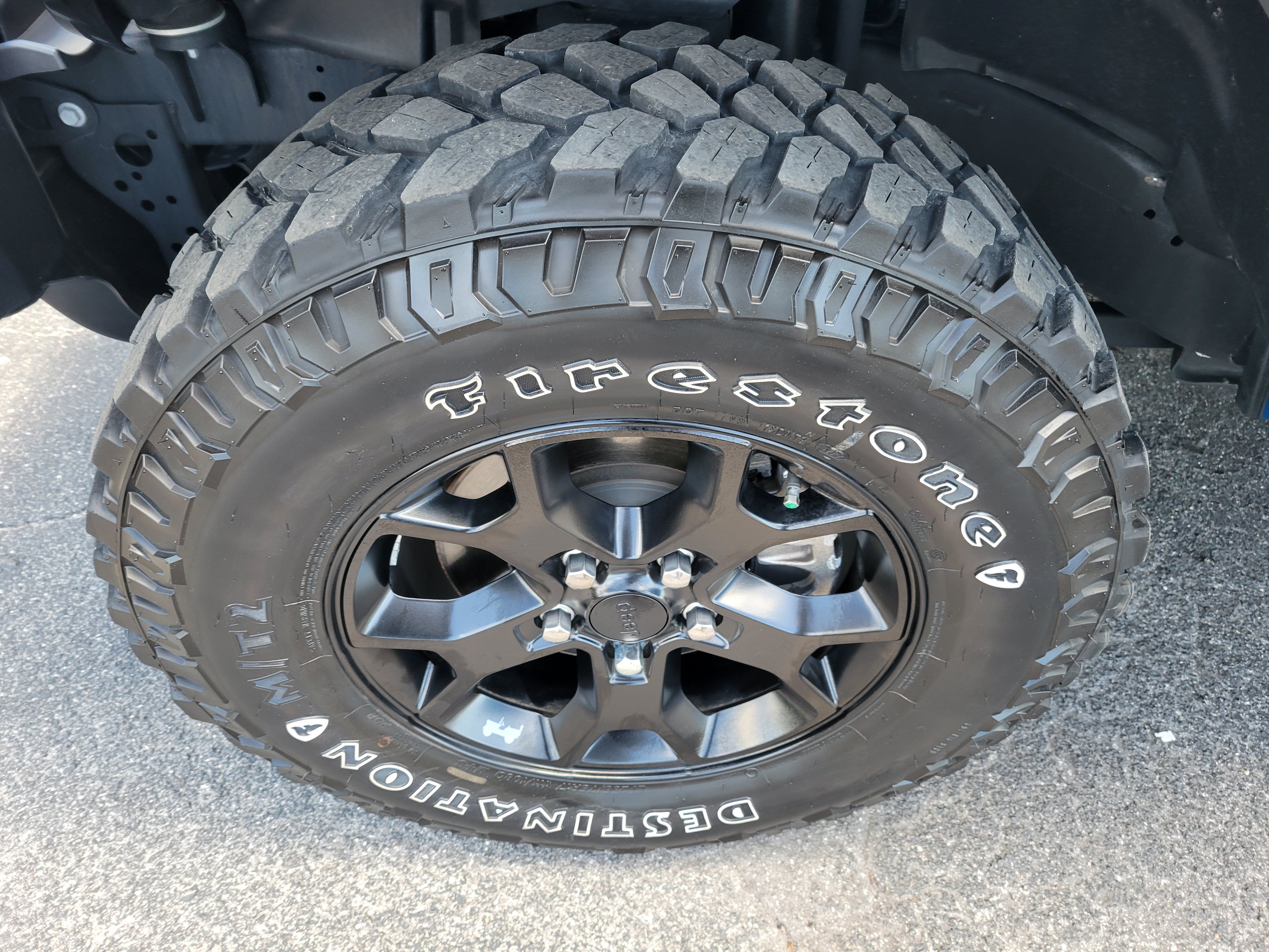 Used 2022 Jeep Wrangler Sport AWD/4WD image 30