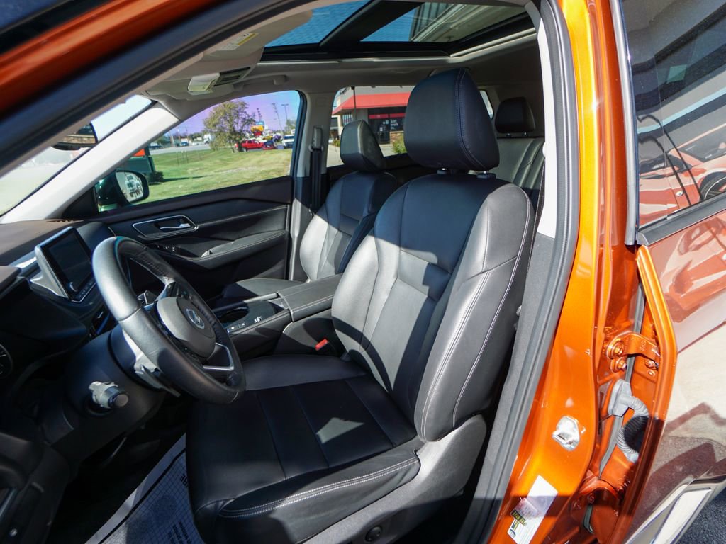 Used 2021 Nissan Rogue SL image 15