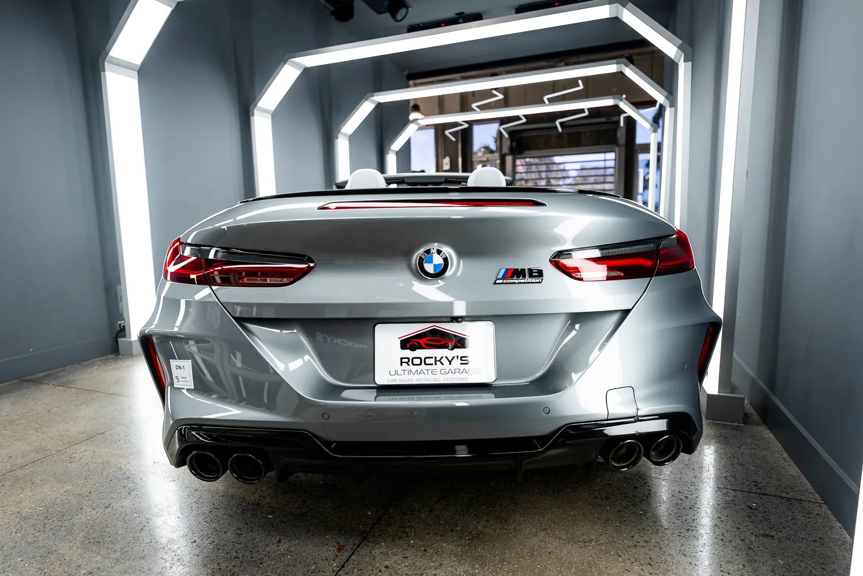 Used 2023 BMW M8 Competition AWD/4WD image 9