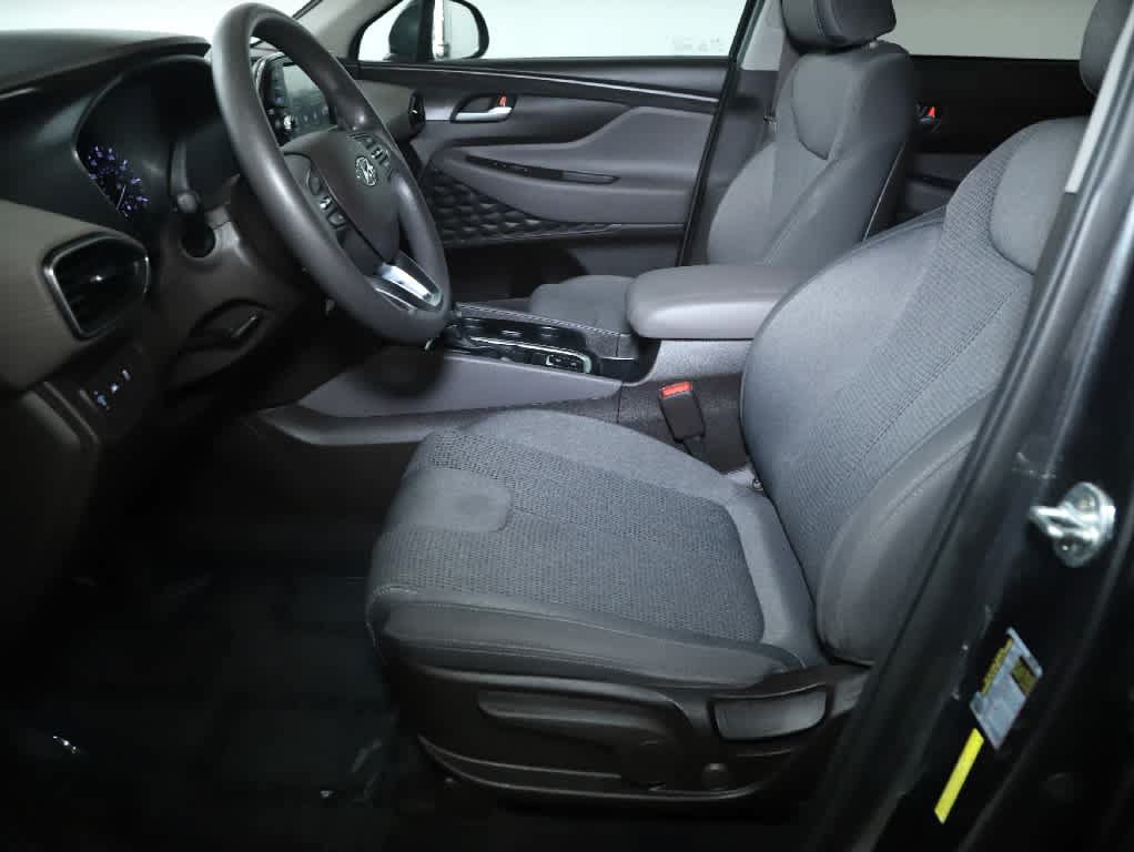 Used 2020 Hyundai Santa Fe SE FWD image 18