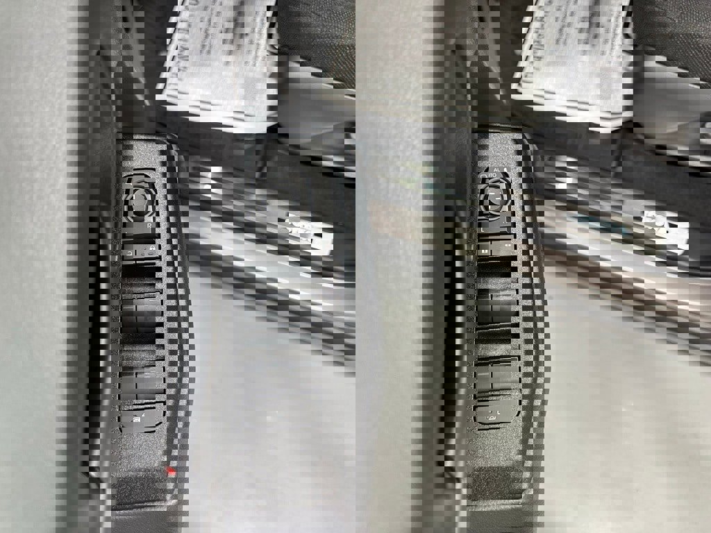 Used 2025 Toyota Land Cruiser 1958 image 9