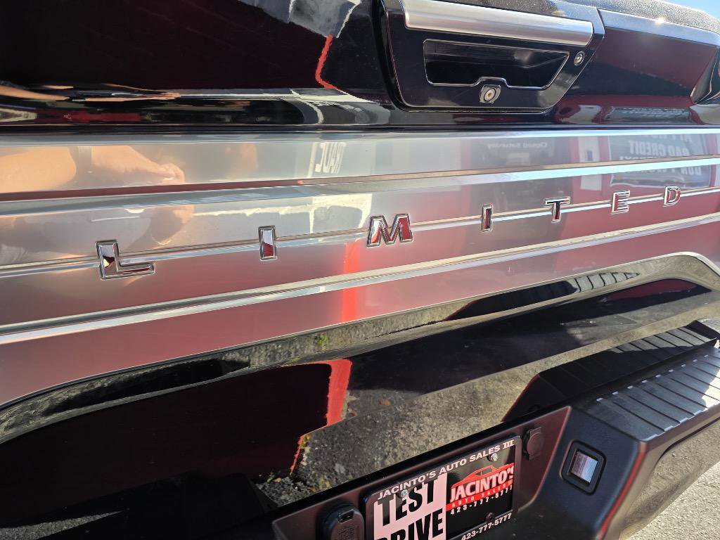 Used 2016 Ford F150 Limited w/ Trailer Tow Package AWD/4WD image 10