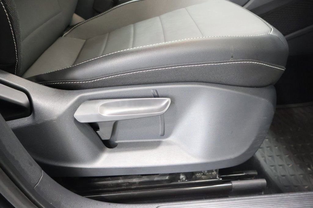 Used 2022 Volkswagen Taos SE image 22