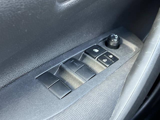Used 2022 Toyota Corolla LE image 23