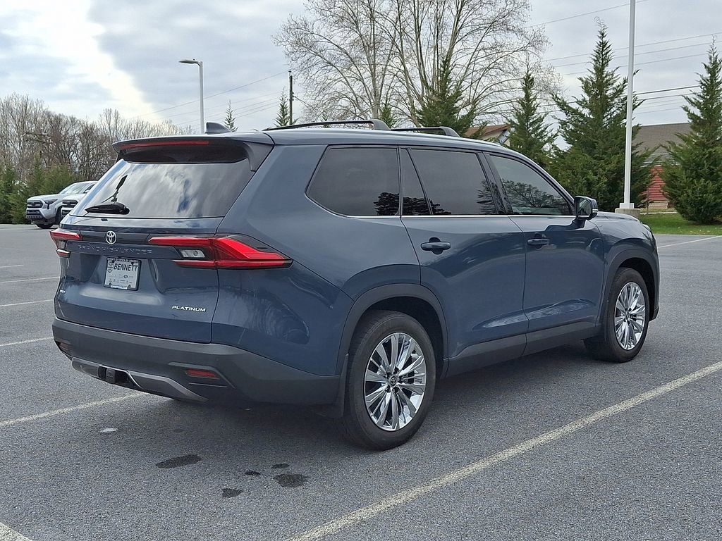 Used 2024 Toyota Grand Highlander AWD image 4