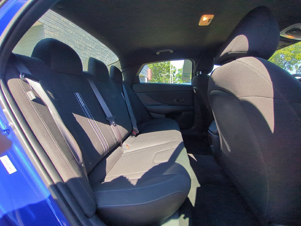 Used 2026 Hyundai Elantra Sport FWD image 29