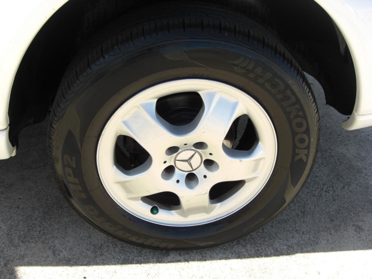 Used 2004 Mercedes-Benz ML 350 4MATIC image 5