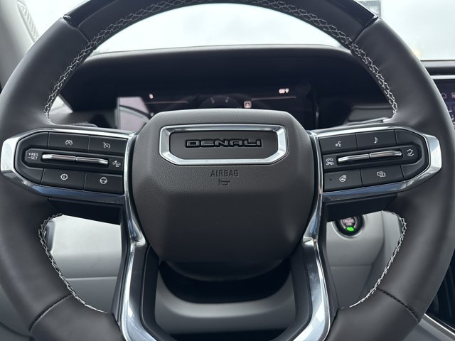 New 2027 GMC Acadia Denali w/ Denali Reserve Package AWD/4WD image 24