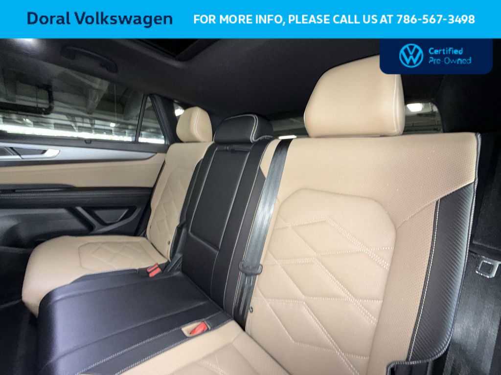 Certified 2024 Volkswagen Atlas Cross Sport SE w/ Panoramic Sunroof Package FWD image 22