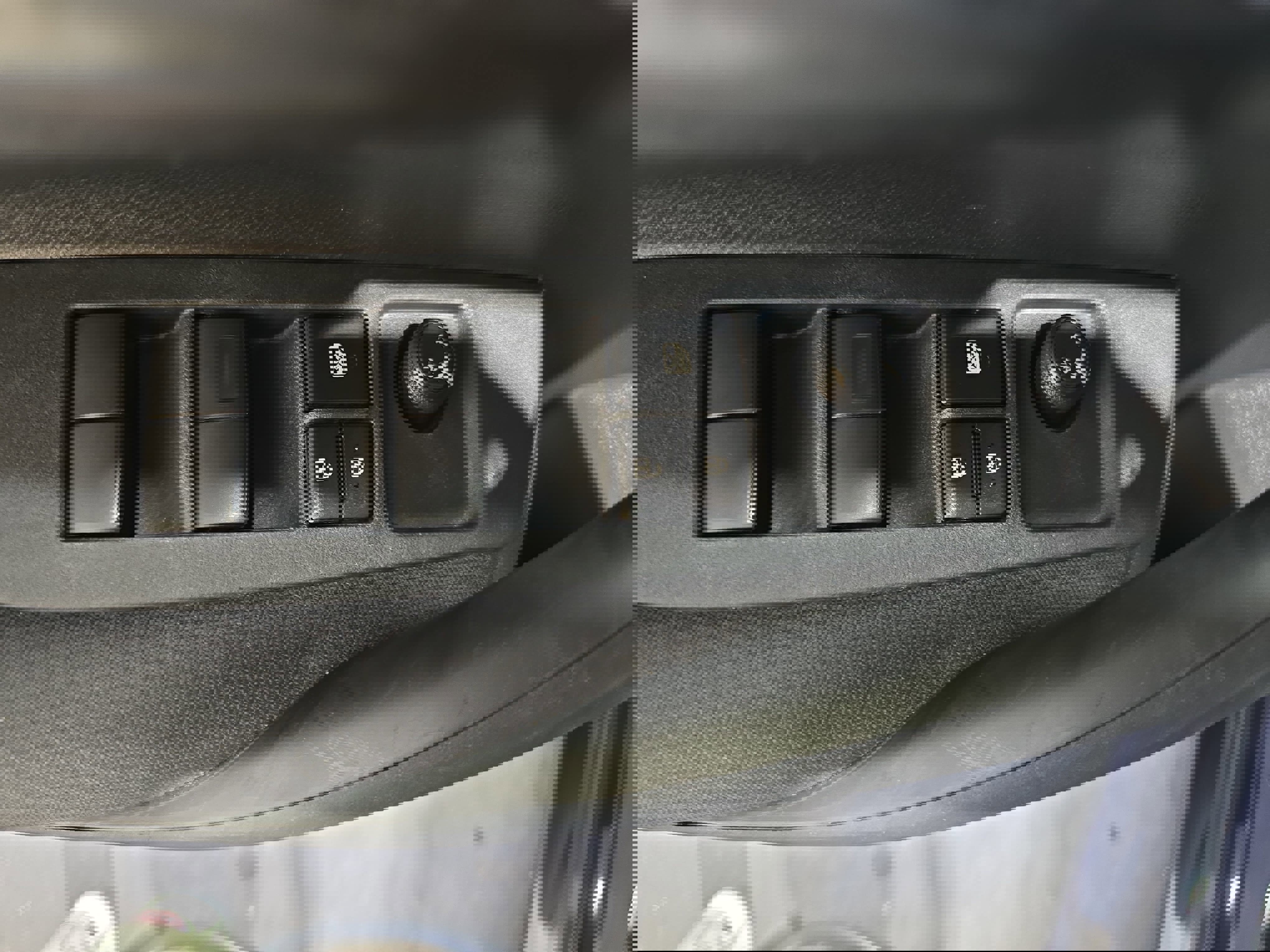 Used 2024 Toyota Corolla LE image 30