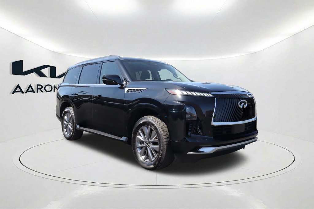 Used 2025 INFINITI QX80 Pure RWD image 3