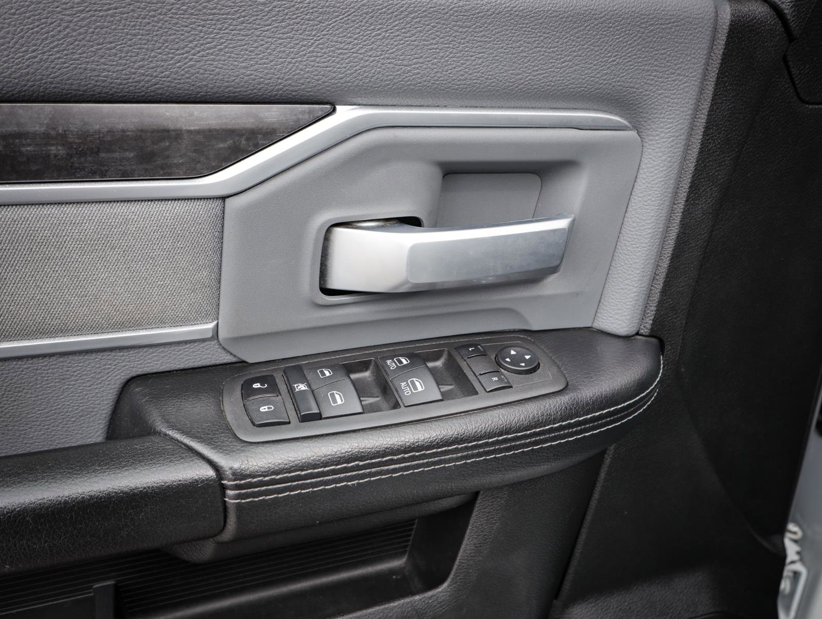 Used 2022 RAM 2500 Big Horn w/ Cold Weather Group image 16