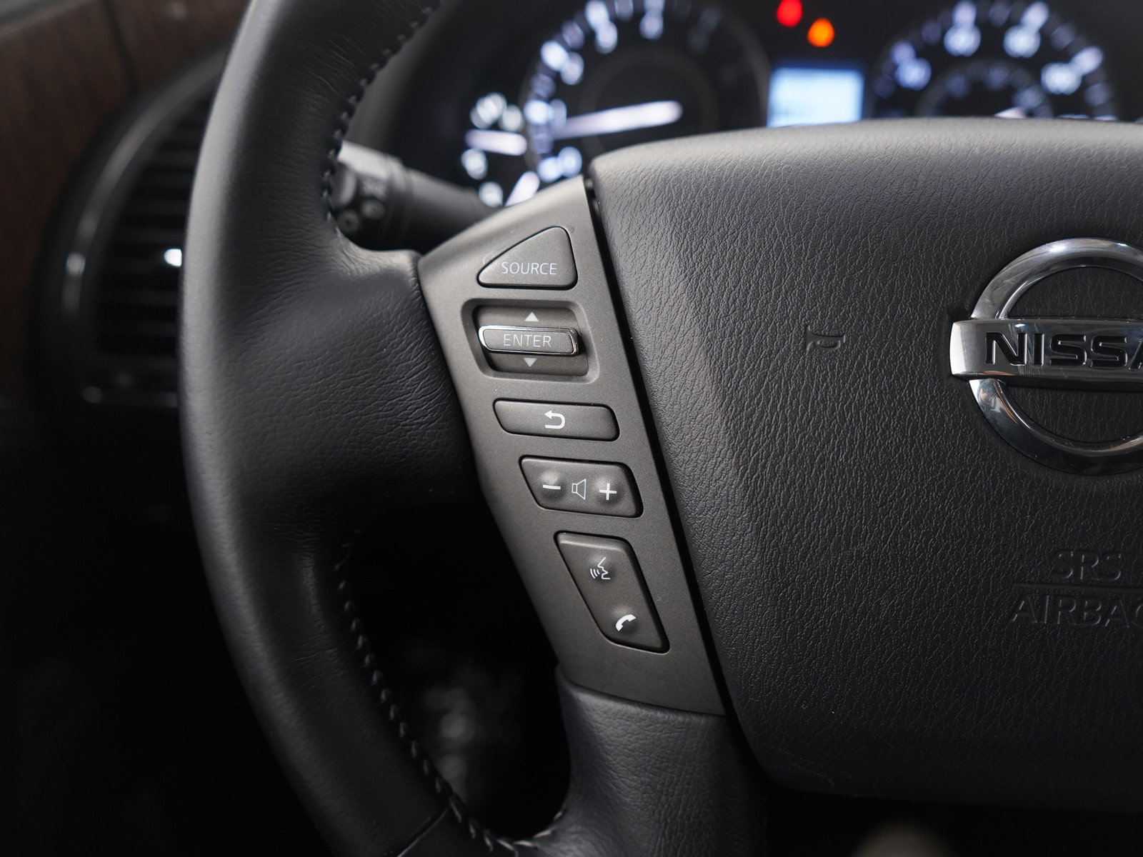 Used 2020 Nissan Armada SL w/ Premium Package image 29