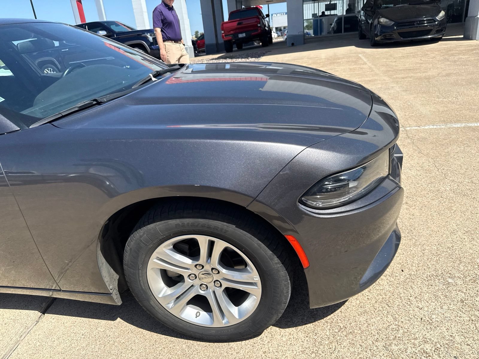 Used 2022 Dodge Charger SXT RWD image 4