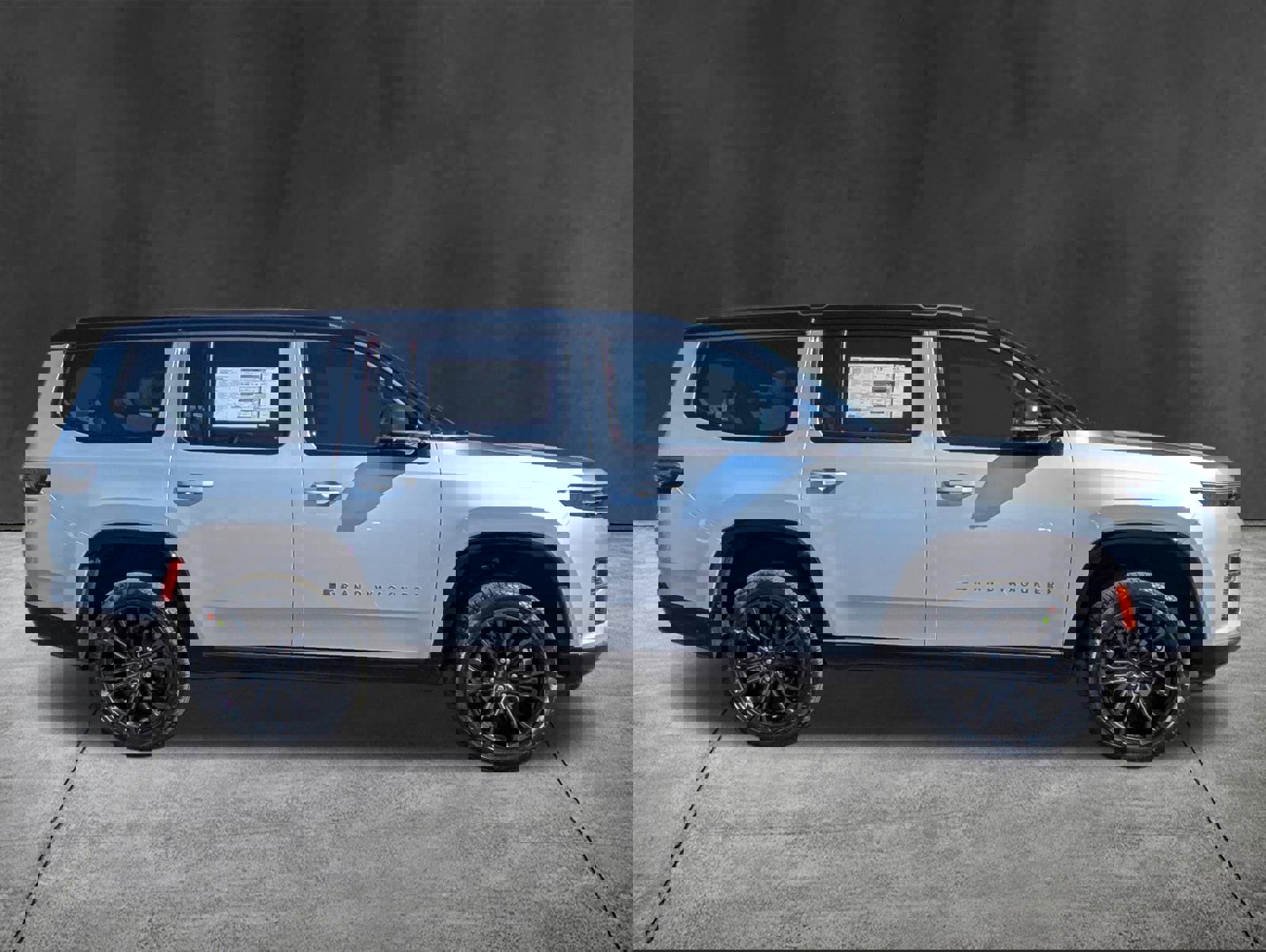 New 2026 Jeep Grand Wagoneer Summit image 3