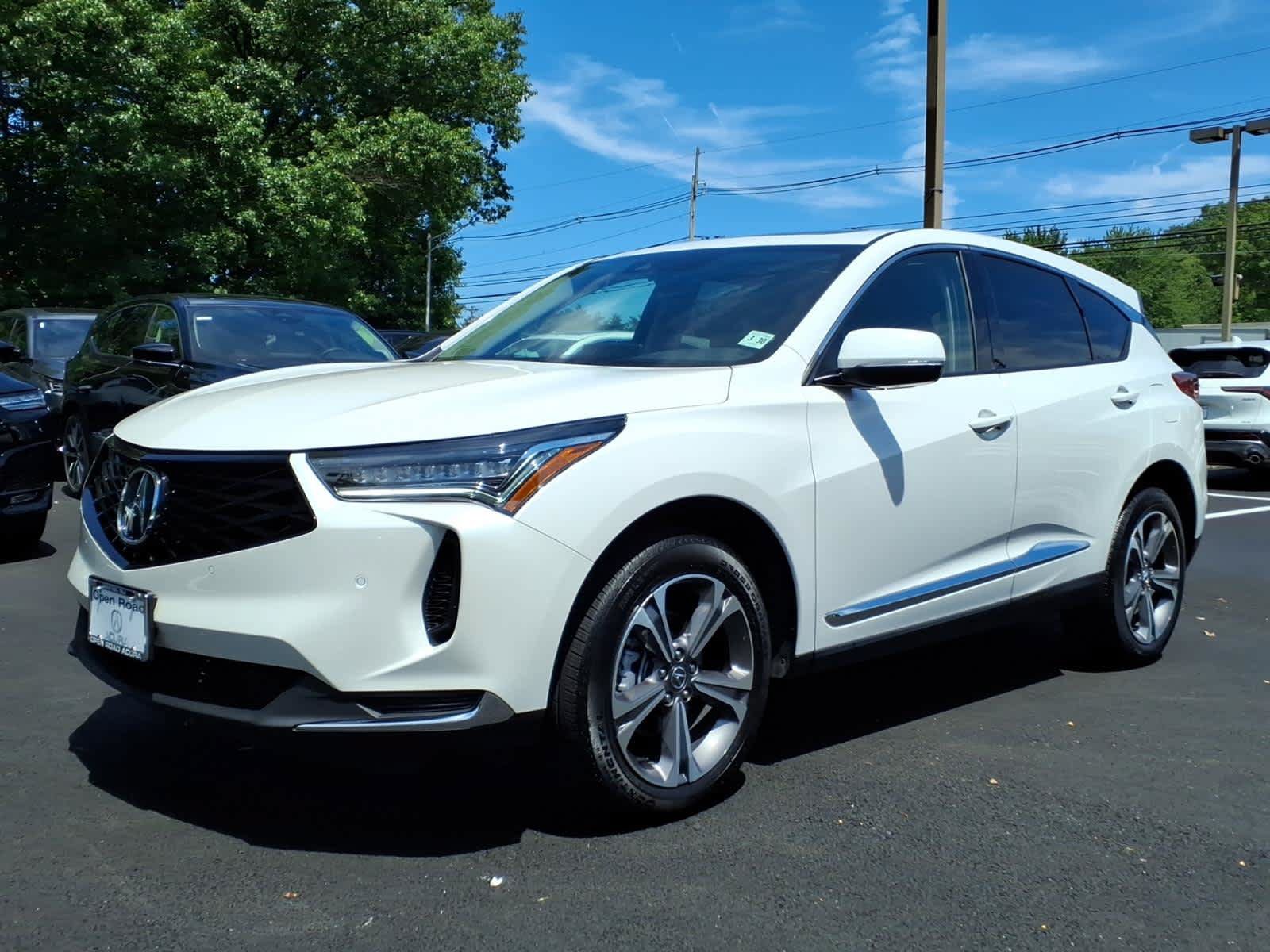 Certified 2025 Acura RDX w/ Technology Package AWD/4WD image 3