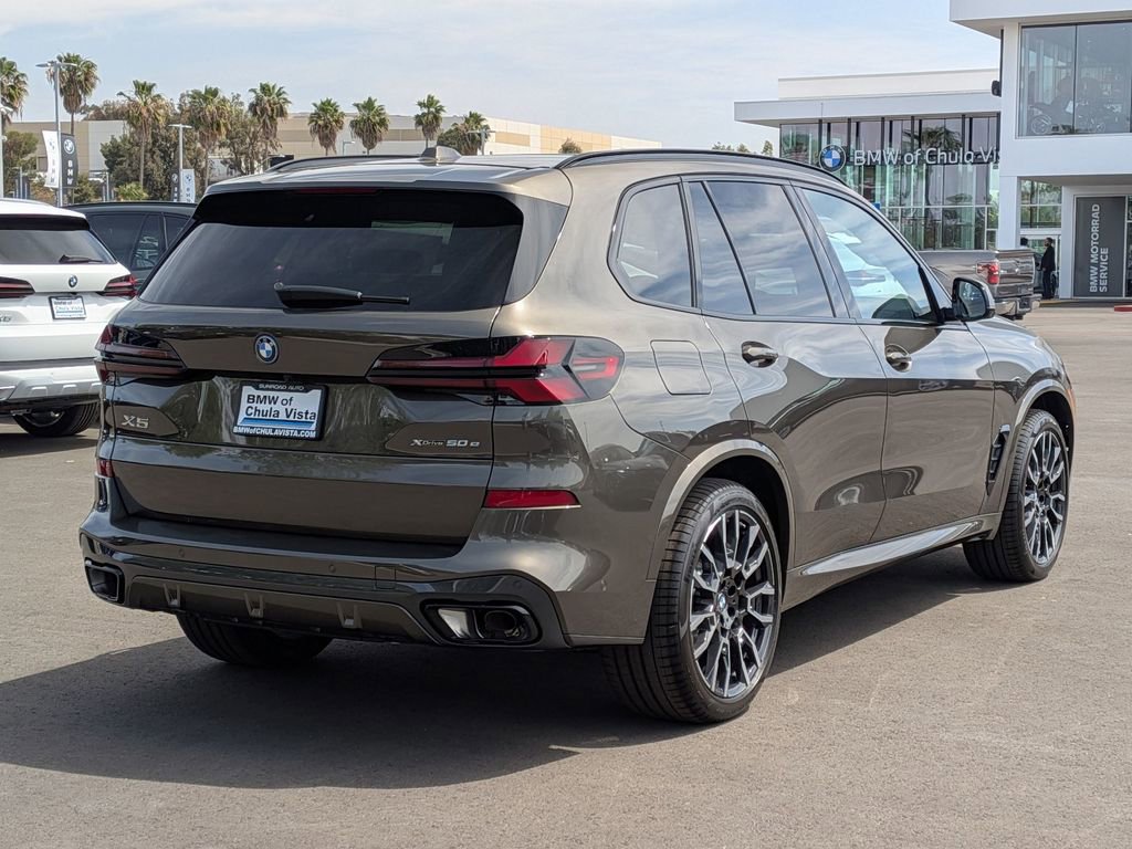New 2026 BMW X5 xDrive50e image 6