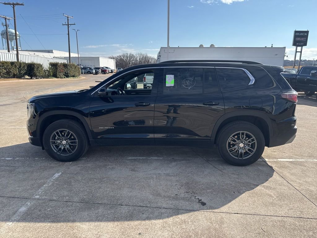 Used 2025 GMC Acadia Elevation image 2