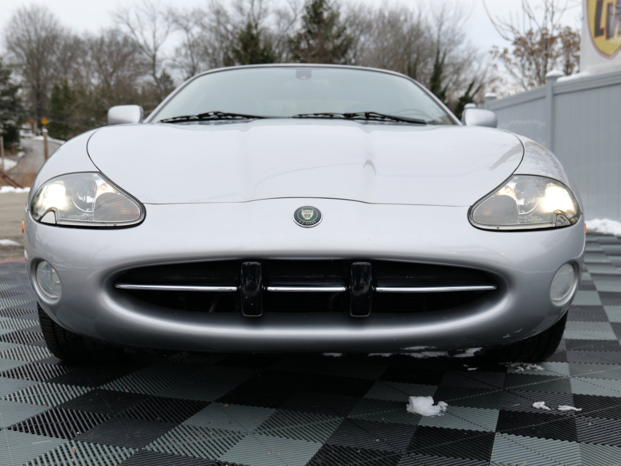 Used 2004 Jaguar XK8 Coupe image 76