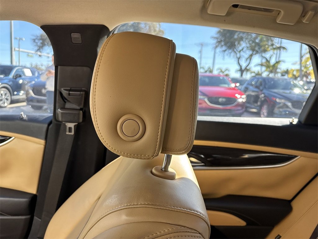 Used 2013 Cadillac XTS Luxury w/ Driver Awareness Package image 17