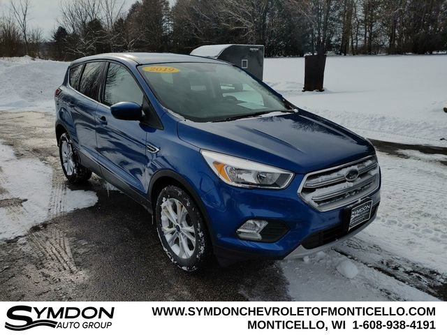 Used 2019 Ford Escape SE image 1