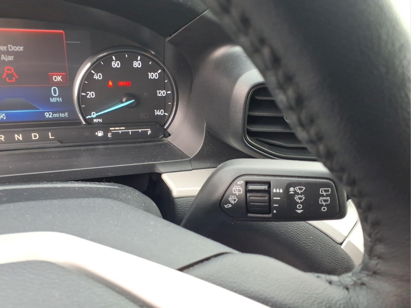Used 2024 Ford Explorer XLT AWD/4WD image 21