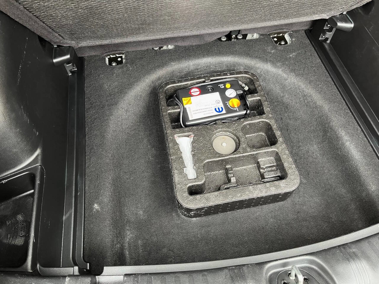 Used 2019 Jeep Compass Latitude image 34