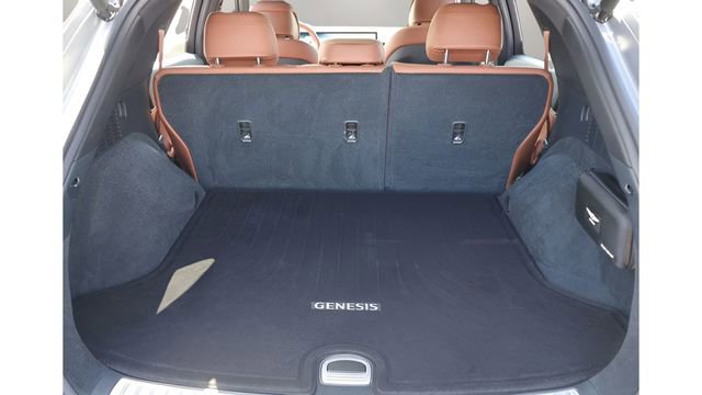 Used 2026 Genesis GV70 2.5T Advanced image 19