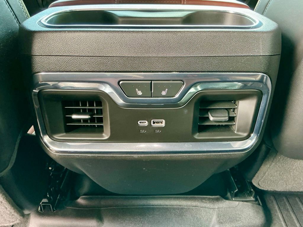 Used 2024 GMC Sierra 2500 Denali Ultimate w/ Max Trailering Package AWD/4WD image 34