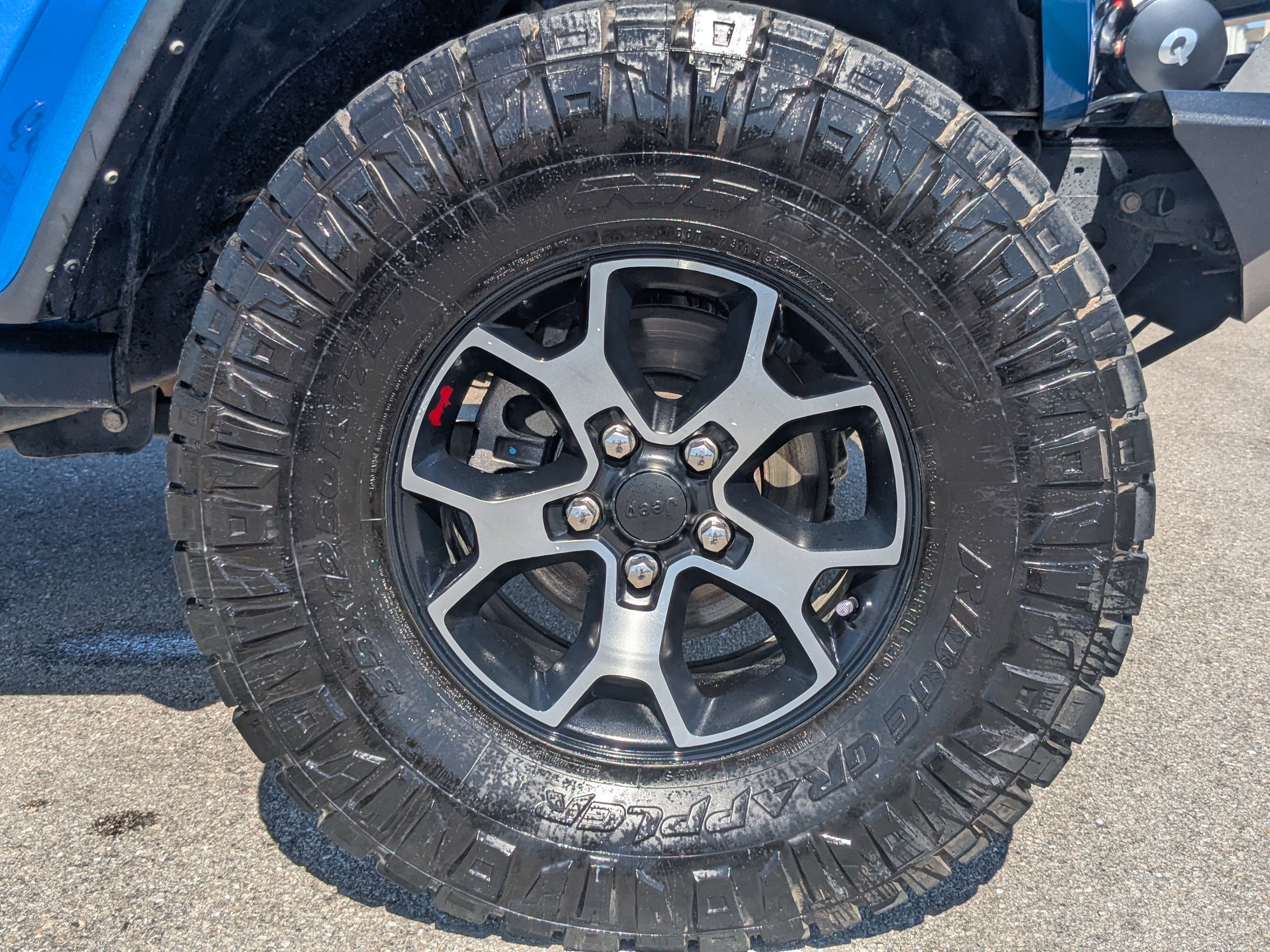 Used 2021 Jeep Wrangler Unlimited Rubicon AWD/4WD image 11