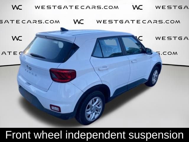 Used 2021 Hyundai Venue SE image 8